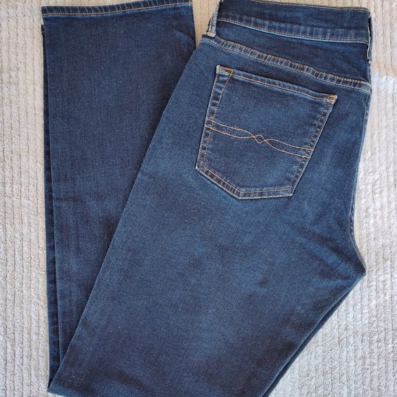 Lucky Brand Sweet-n-Straight "Like New" - Picture 2 of 13